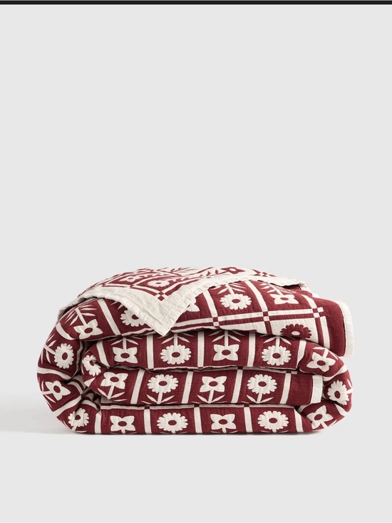 Quince Other - Quince NWOT Organic Cotton Jacquard Floral Coverlet in Burgundy Queen Size 967